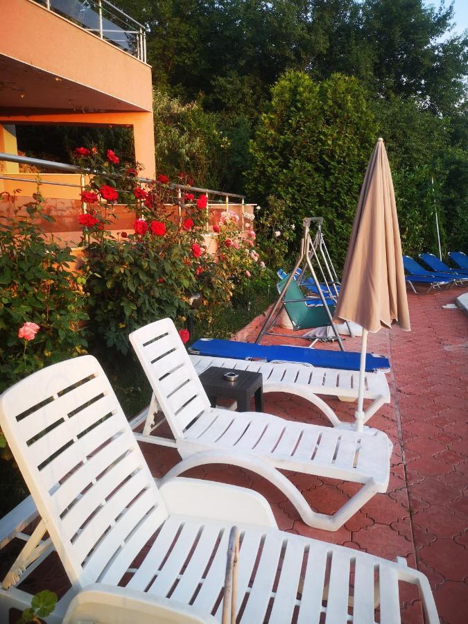 Complex Karia IV Appartement Kavarna Buitenkant foto