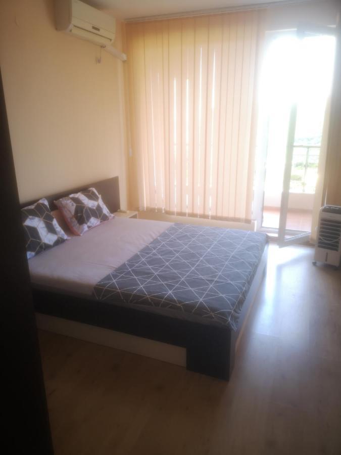Complex Karia IV Appartement Kavarna Buitenkant foto