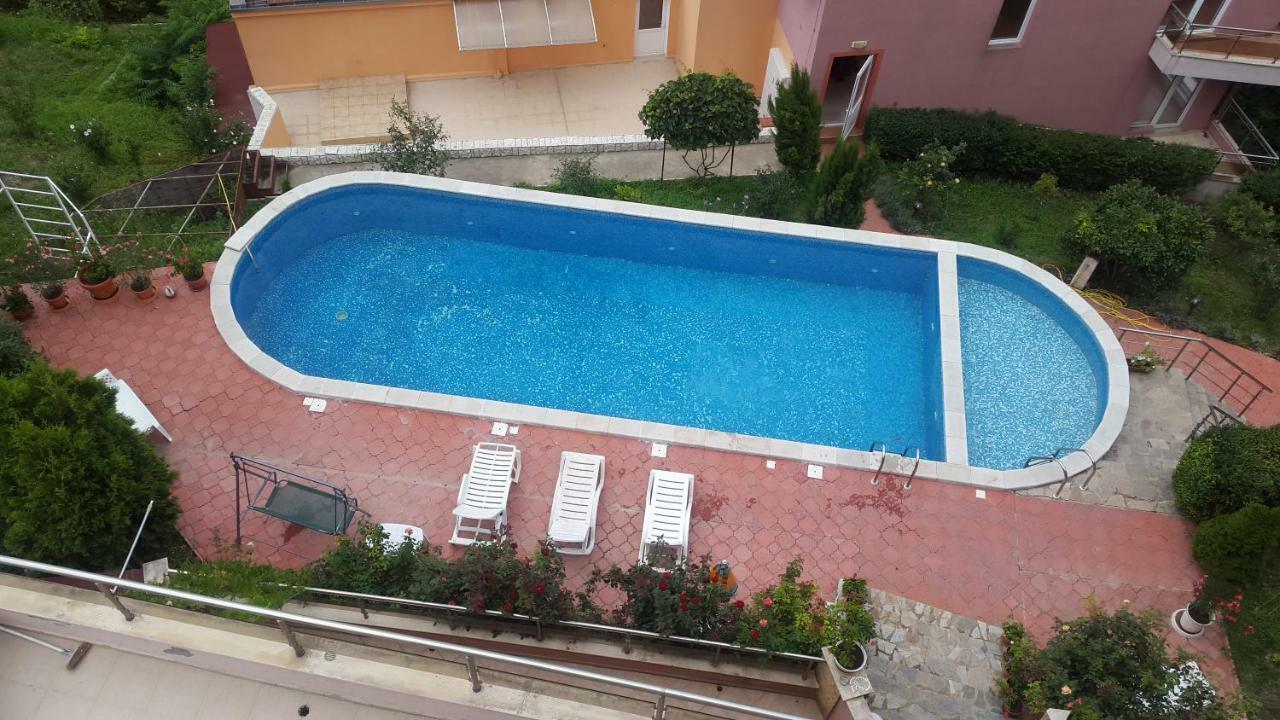 Complex Karia IV Appartement Kavarna Buitenkant foto