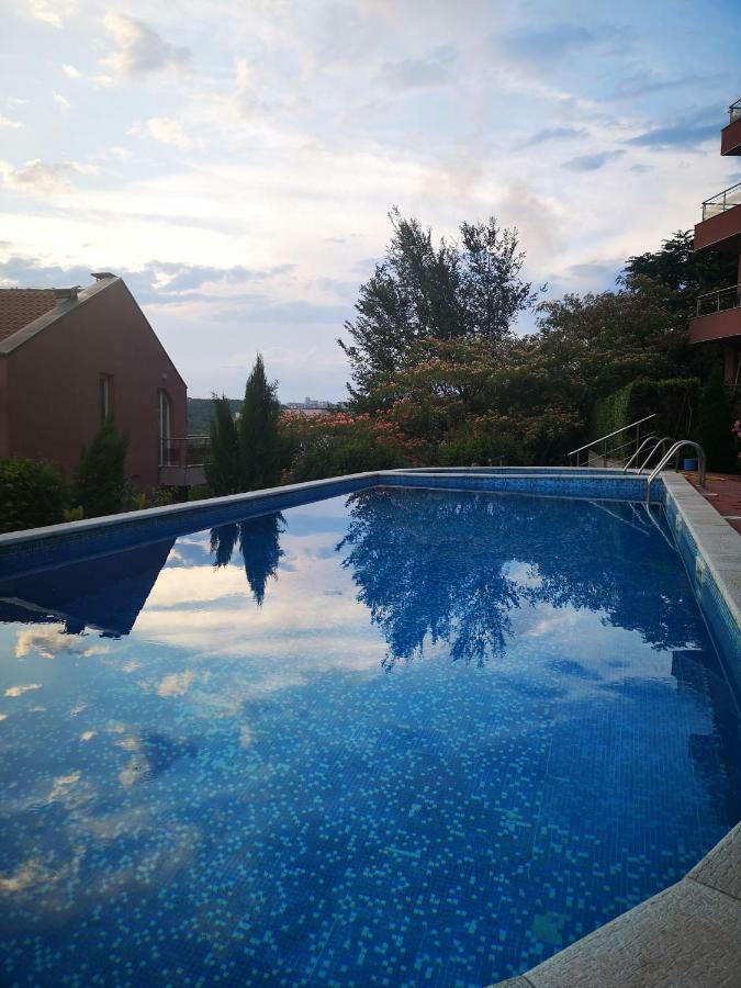 Complex Karia IV Appartement Kavarna Buitenkant foto